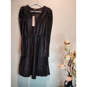 Aqua XS Black Velvet Textured Puff Sleeve Dress NWT Long‎ Sleeve Fit & Flare